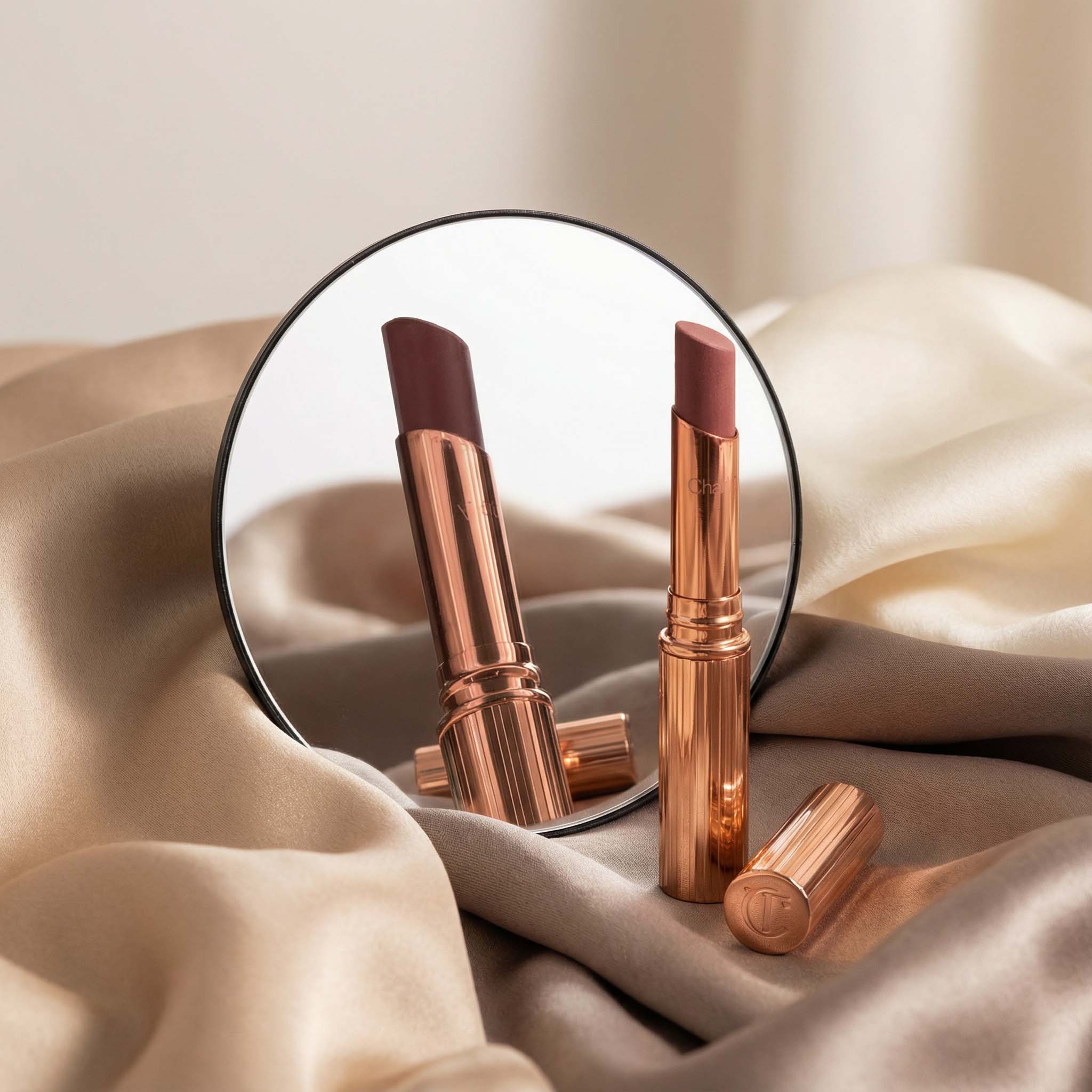 Lara 10x Magnifying Mirror for Vera - Image 3