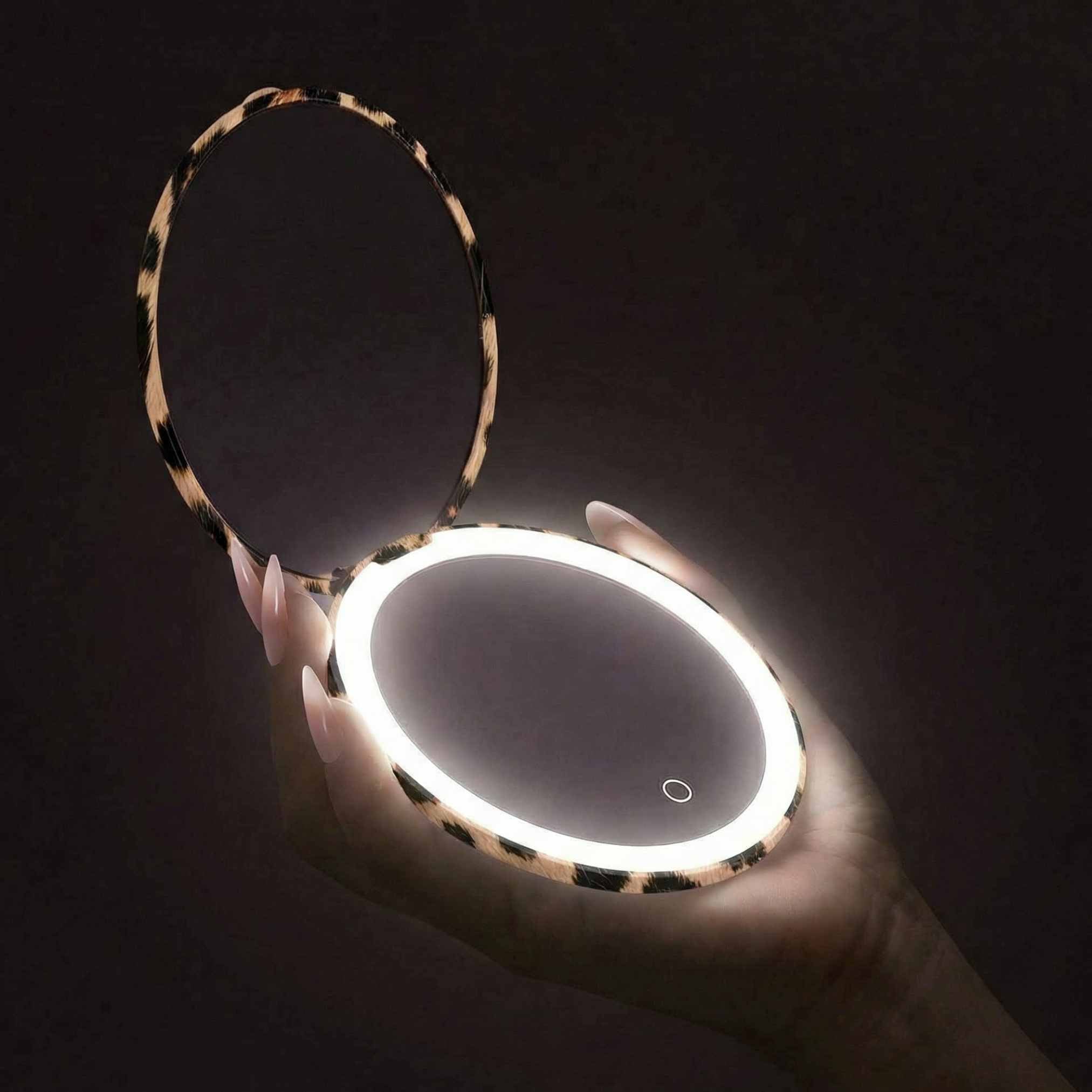 Mini Taylor LED Compact Mirror | Cheetah Chic - Image 4