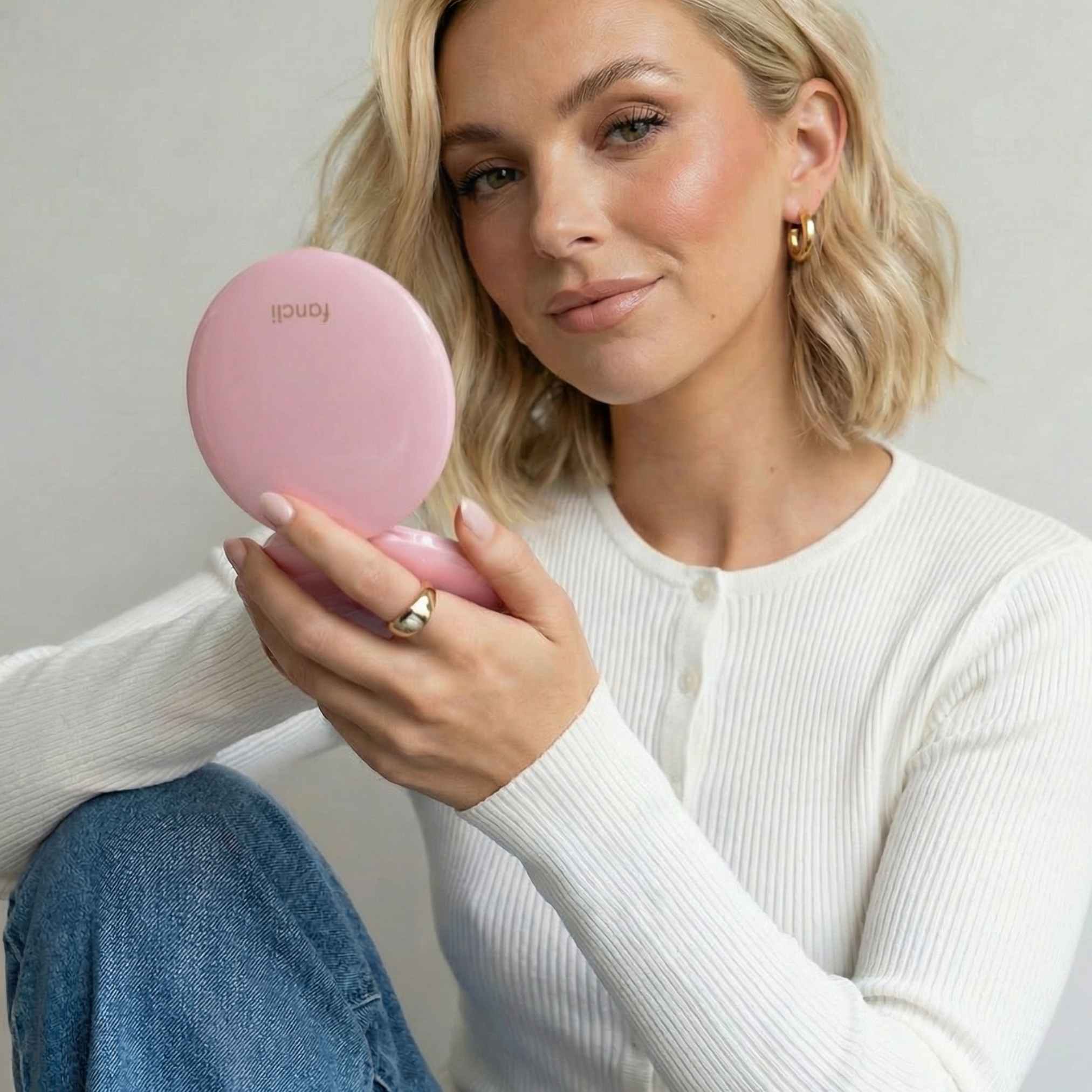 Mini Taylor LED Compact Mirror - Image 14